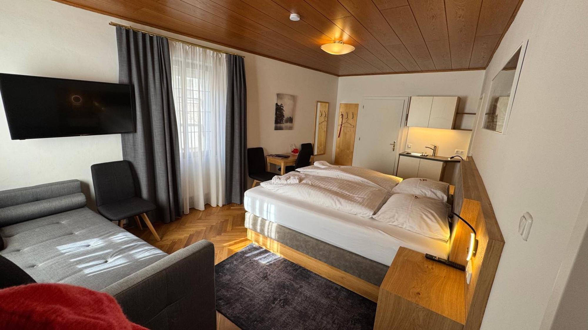 Guesthouse Mozart - Apartment House Зальцбург Экстерьер фото